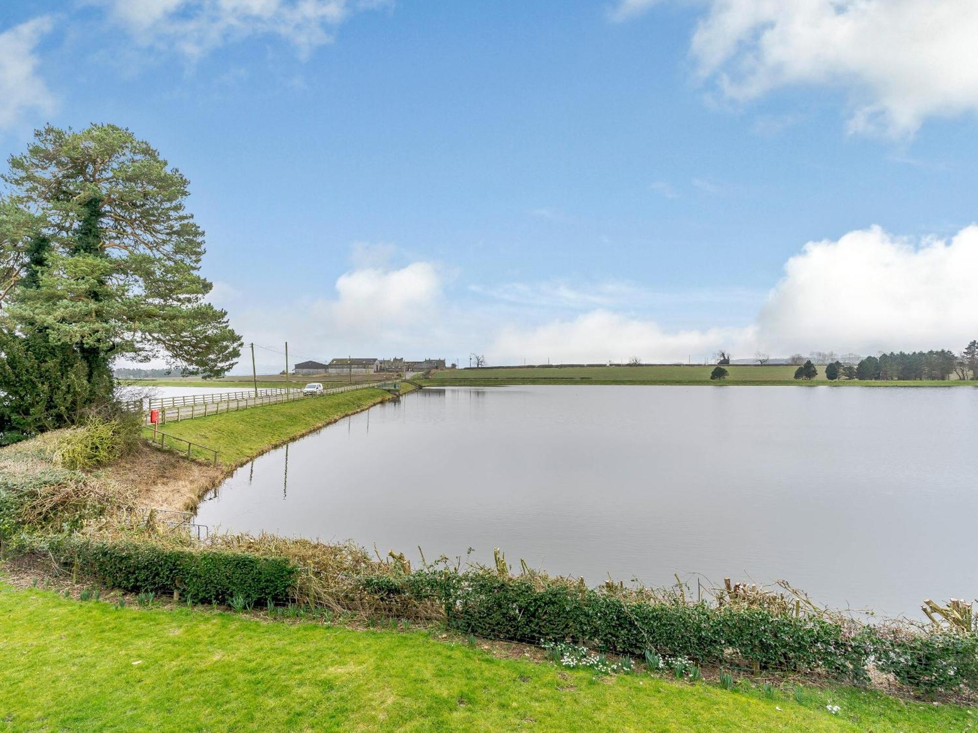 Whittle Dene Reservoir House Villa Wall Houses Esterno foto